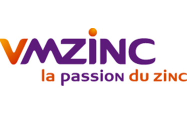 Vaise couverture de père en fils travaille avec VMZinc